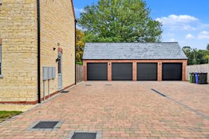 Photo 26- click for photo gallery